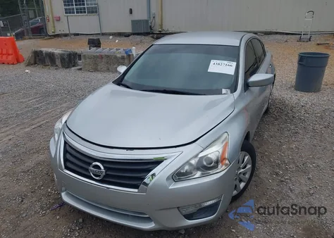 2013 Nissan Altima 2.5 S z USA, uszkodzony, nr VIN 1N4AL3AP3DC120359